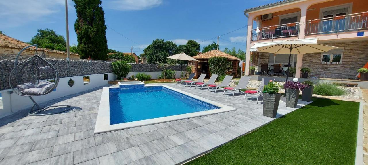 Apartments Katarina Poreč Dış mekan fotoğraf